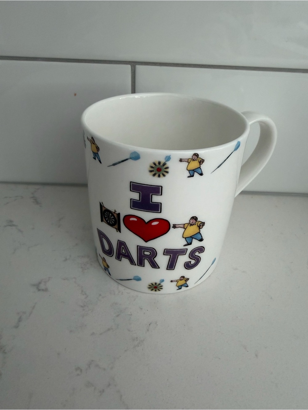 unique "I Love Darts" porcelain Ceramic Mug- a great gift!!!